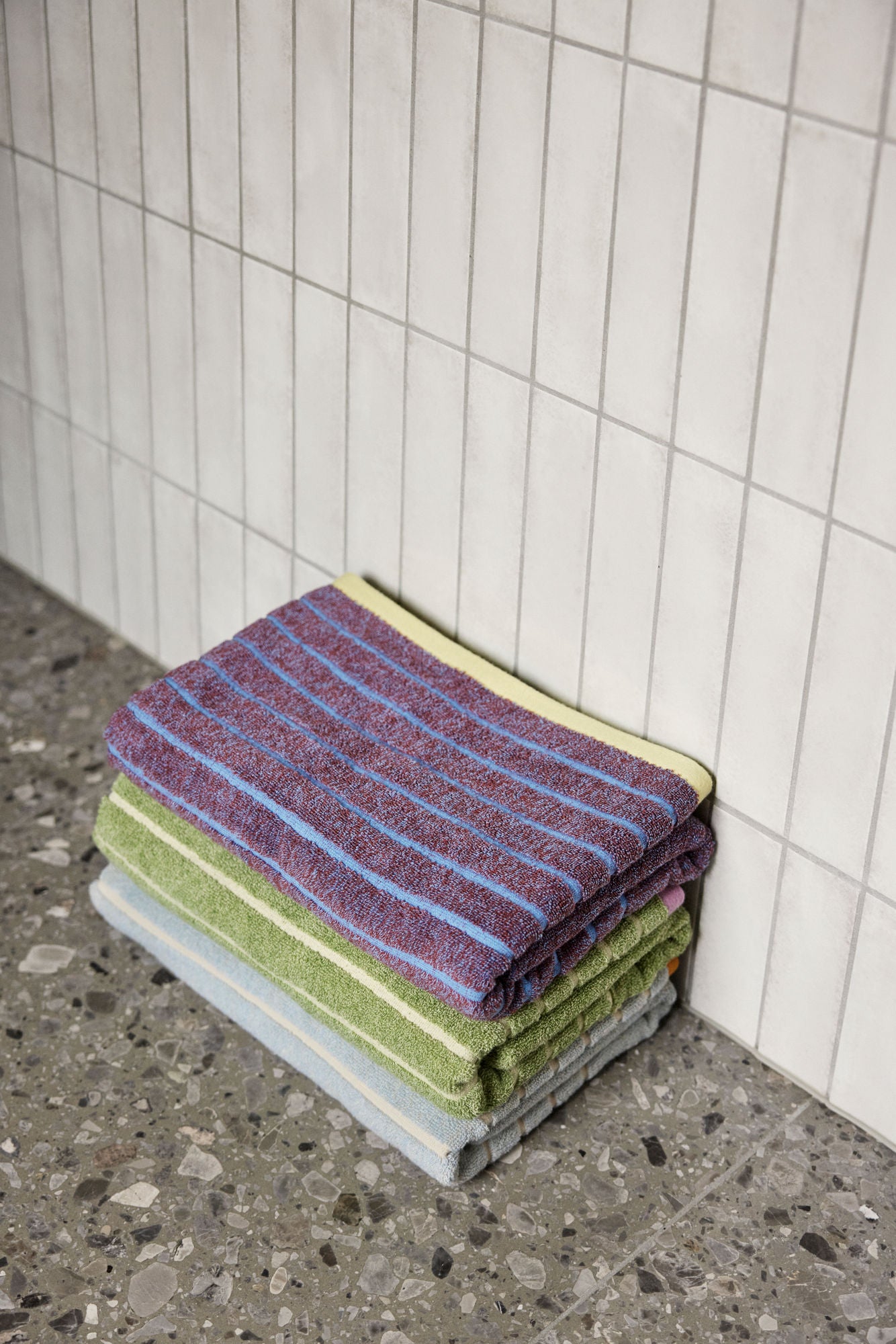 Hübsch Promenade Håndklæde Large Lilla/Blå