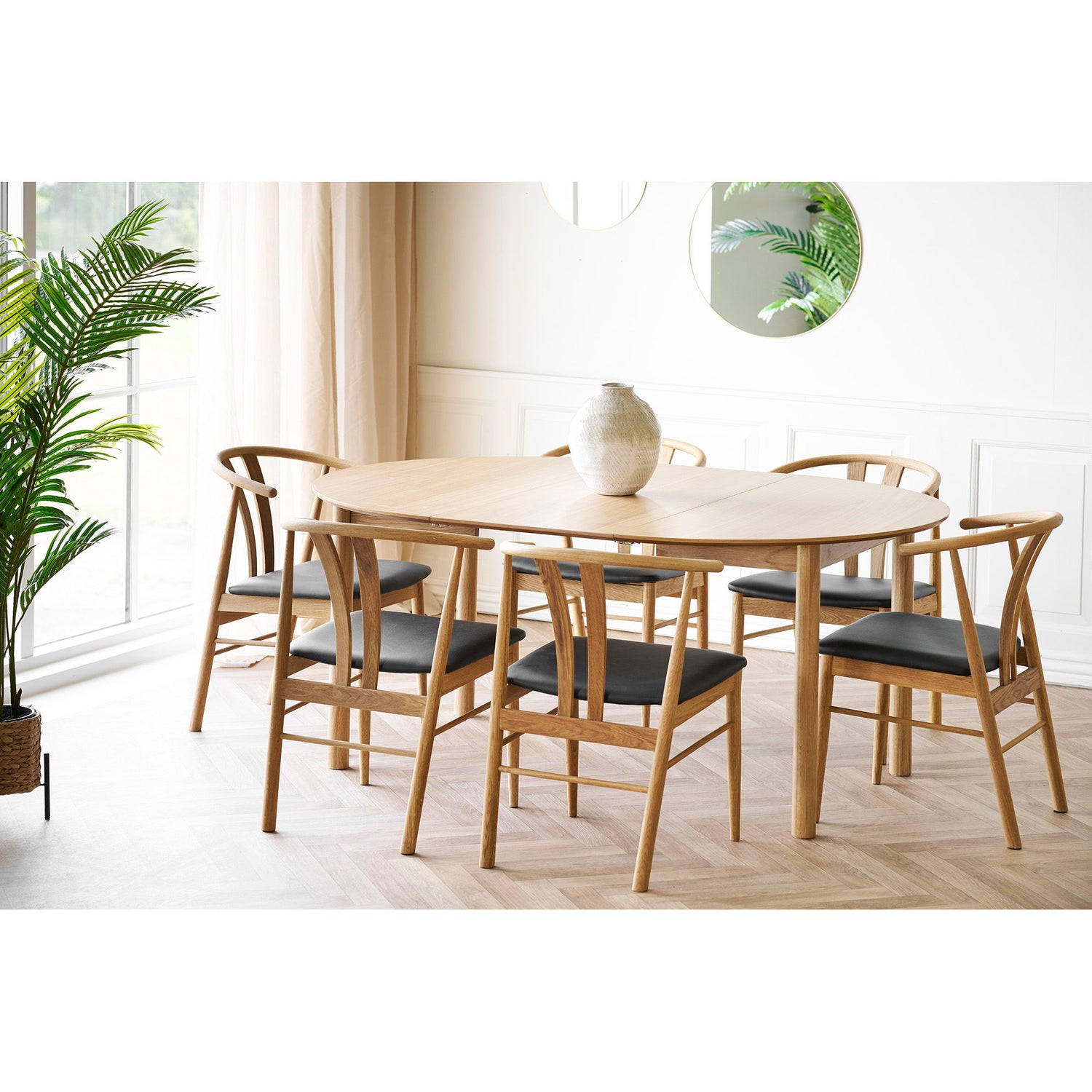 Bundaberg Spisebord - Spisebord, egefiner, inkl. tillægsplader ø120x120-170-220x75 cm