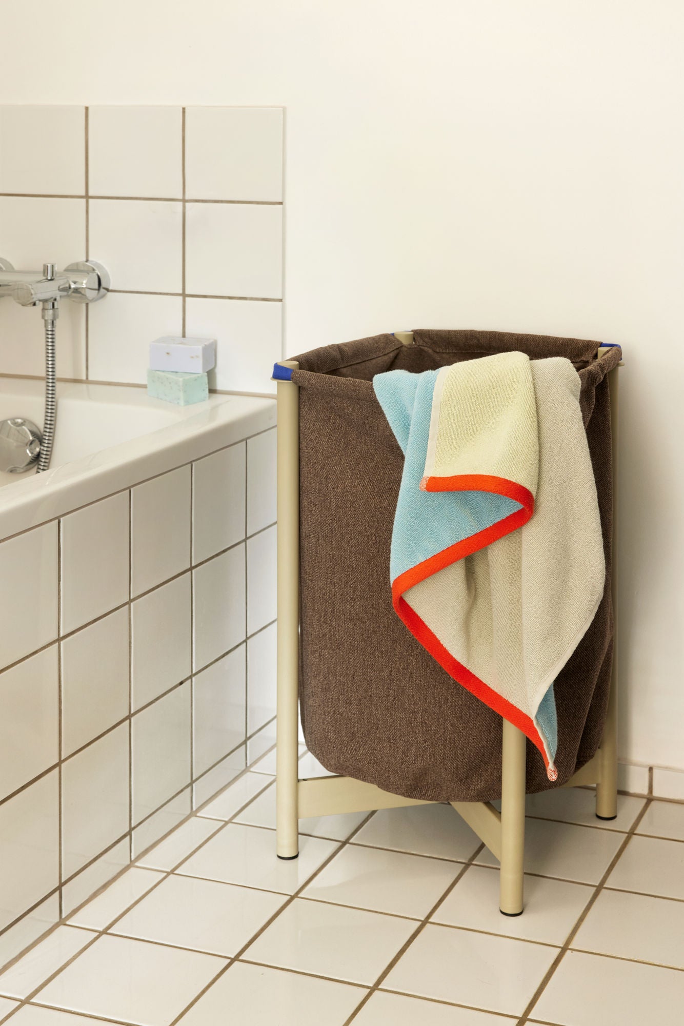 Hübsch Block Håndklæde Large Lyseblå/ Flerfarvet