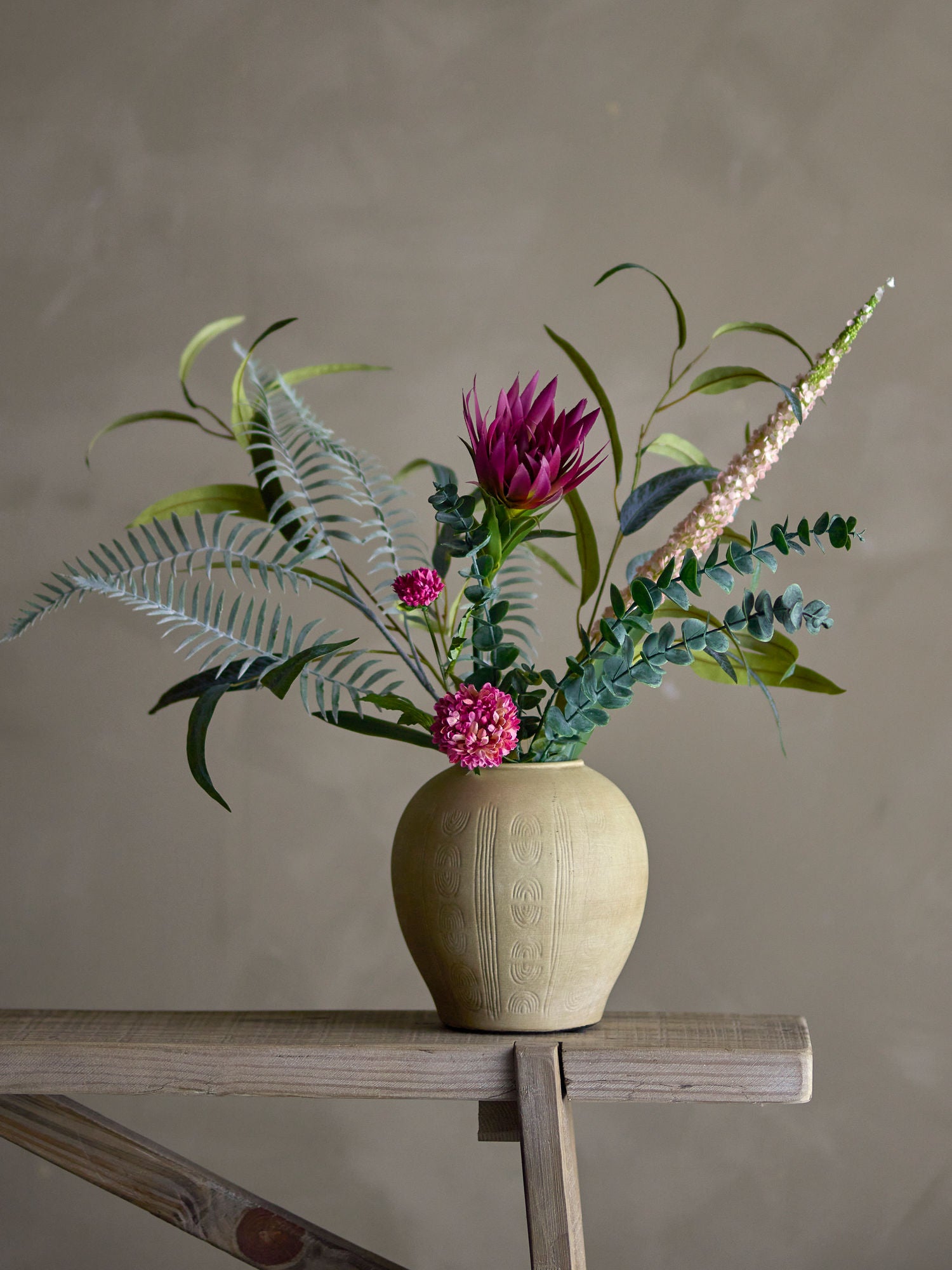 Bloomingville Crown Buket, Rød, Kunstige Blomster