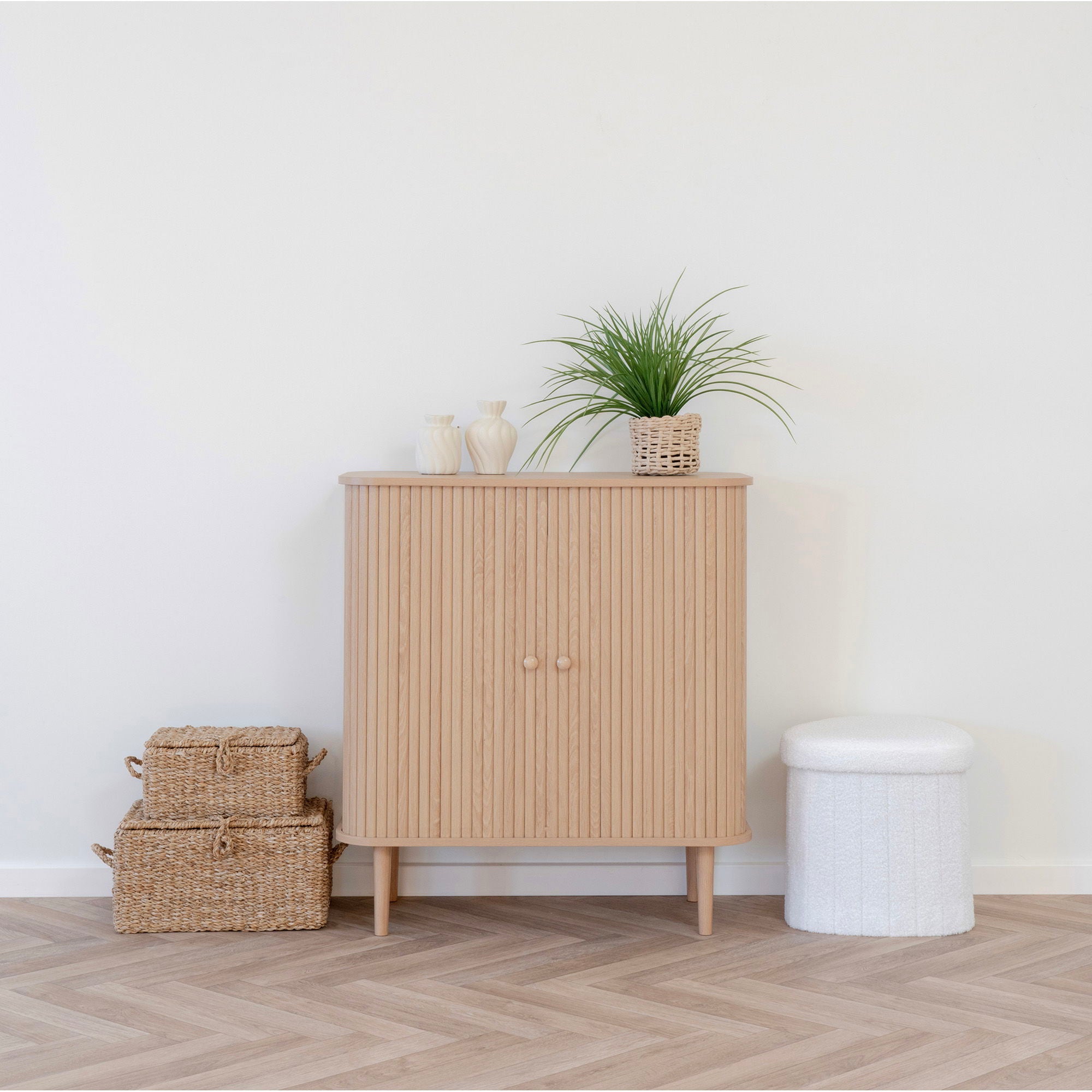 Skænk, 2 låger, natur<br>80x40x87 cm