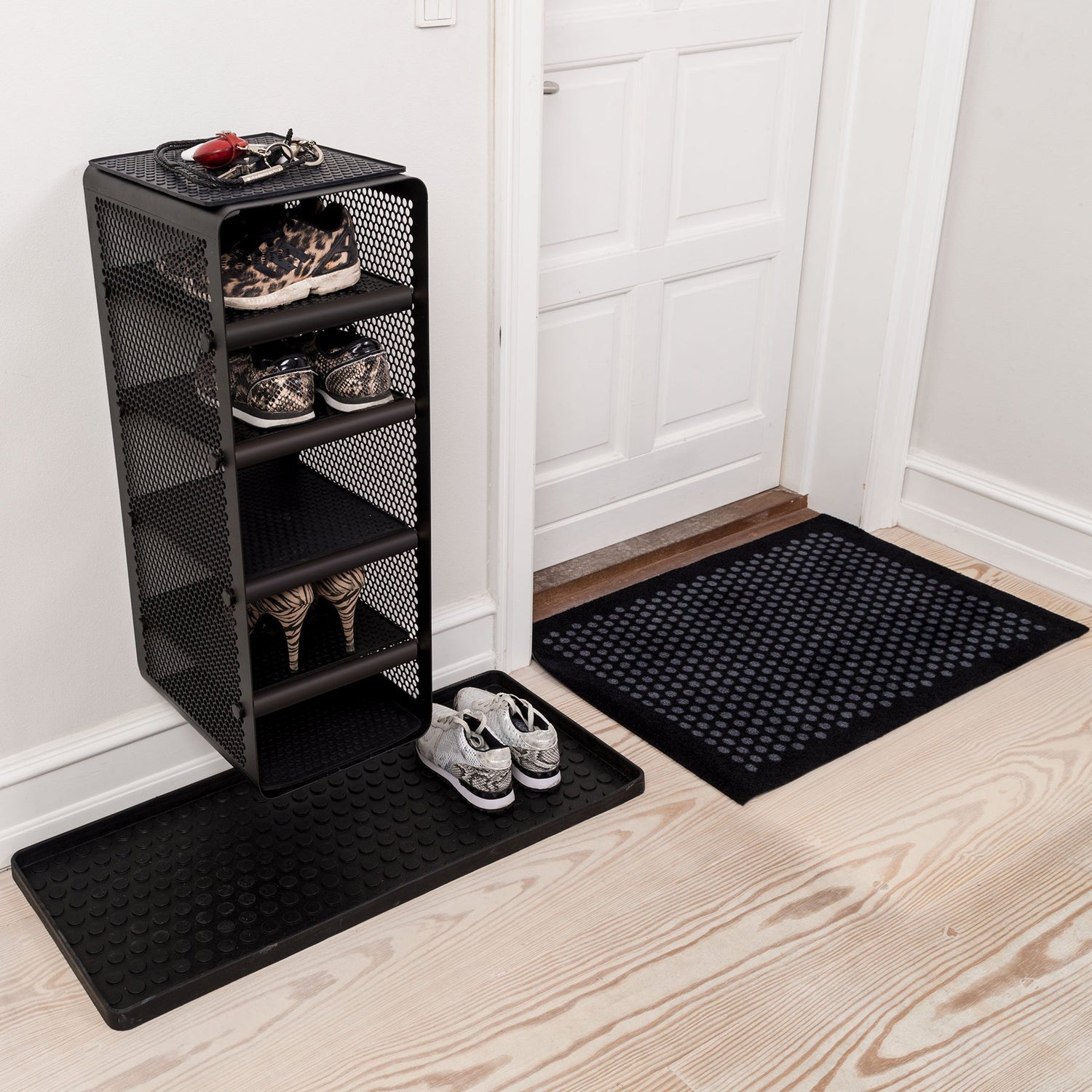 TICA RACK, WALL - LARGE/BLACK - Tica Copenhagen - DesignGaragen.dk