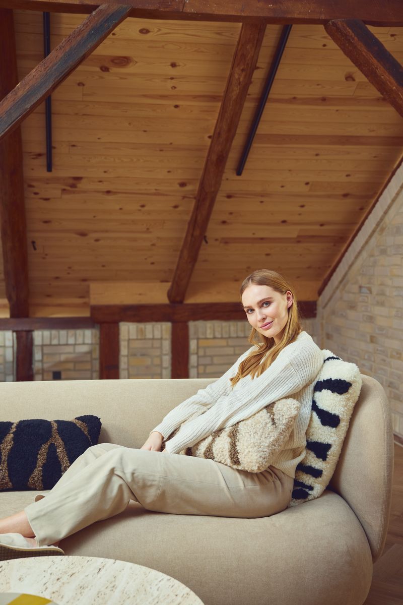 Zebra Lammeskindspude | Korthåret | New Zealand | Dobbeltsidet | 60x60 cm