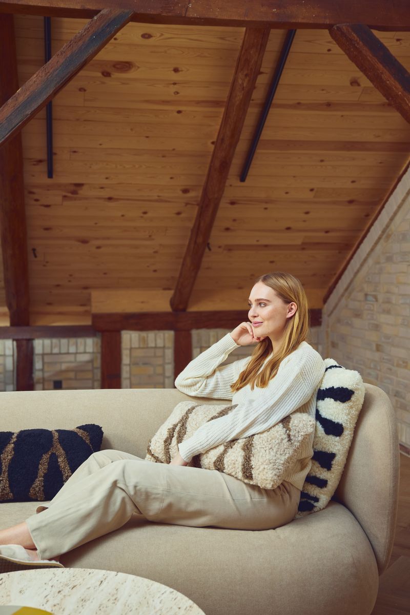 Zebra Lammeskindspude | Korthåret | New Zealand | Dobbeltsidet | 30x60 cm