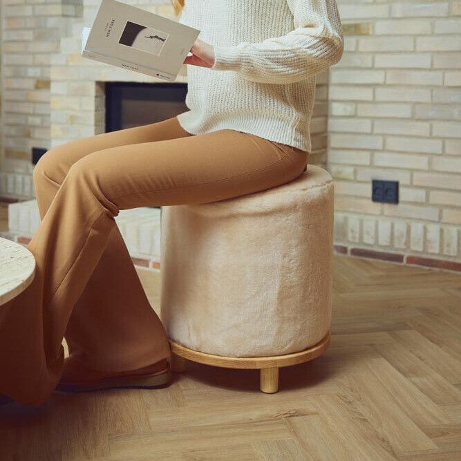 Simoin Puf | Moccasin