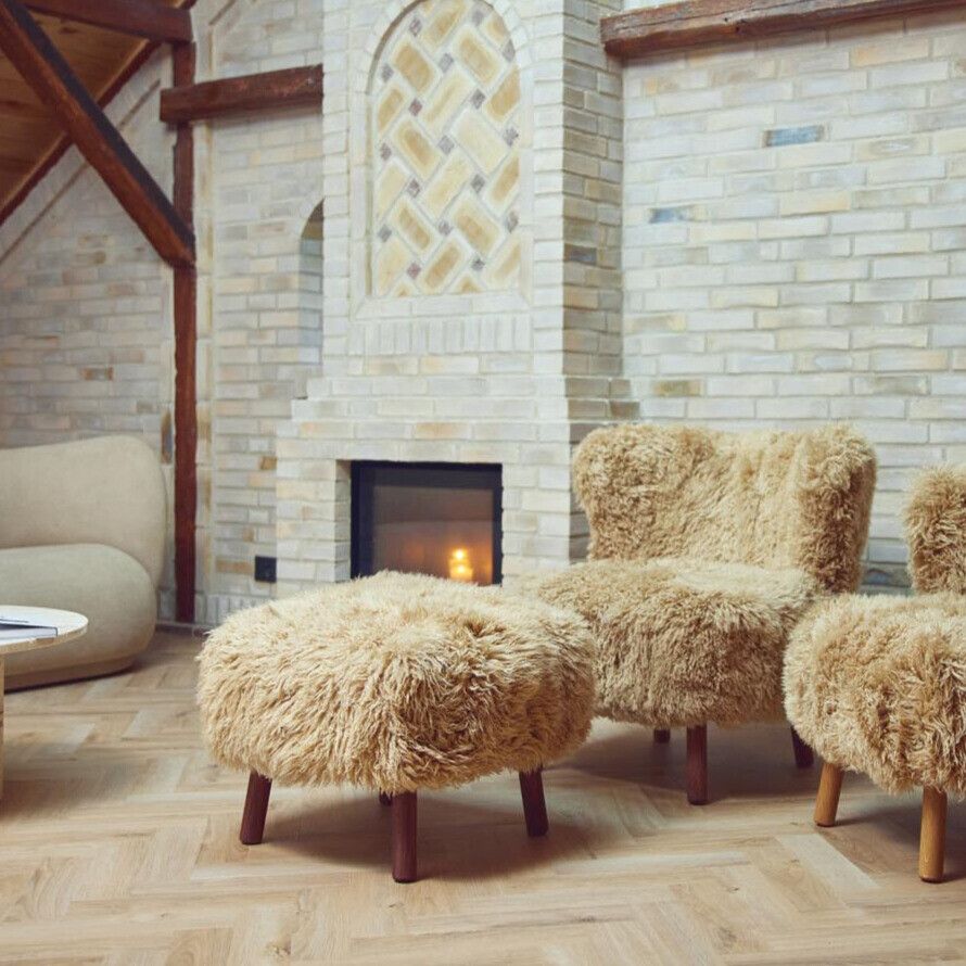 Emily Skammel | Langhåret