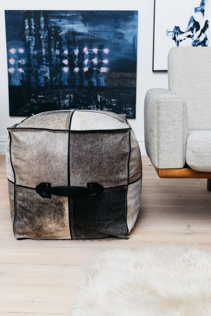 Puf med håndtag | Koskind | 45x82x38 cm