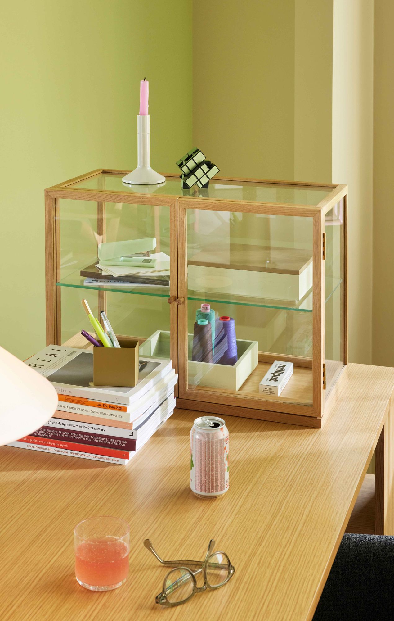 Poetic Udstillingsmontre Large Natur - 60x32xh42cm