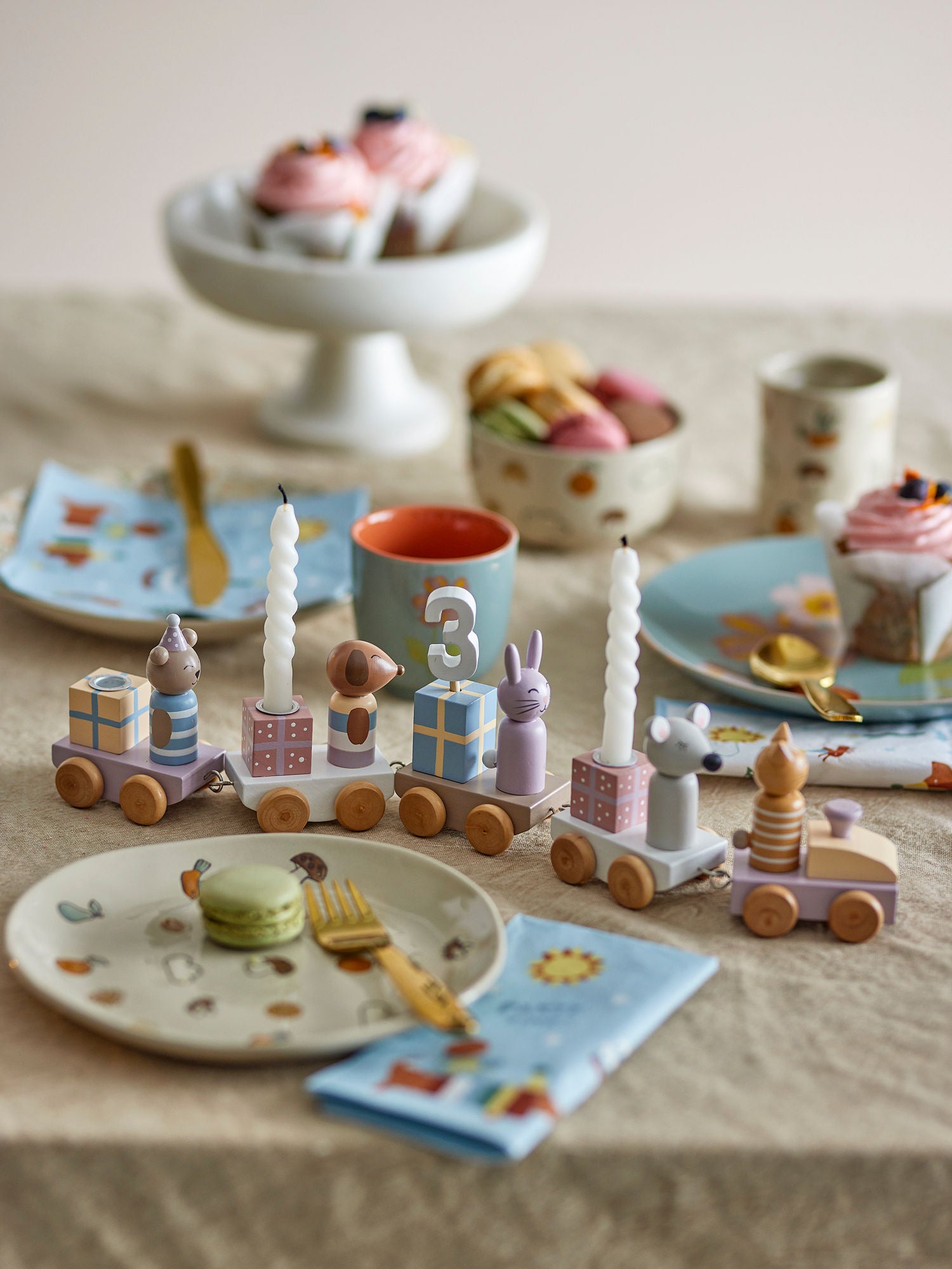 Bloomingville MINI Junaid Fødselsdagsdekoration, Rosa, FSC®100%, MDF