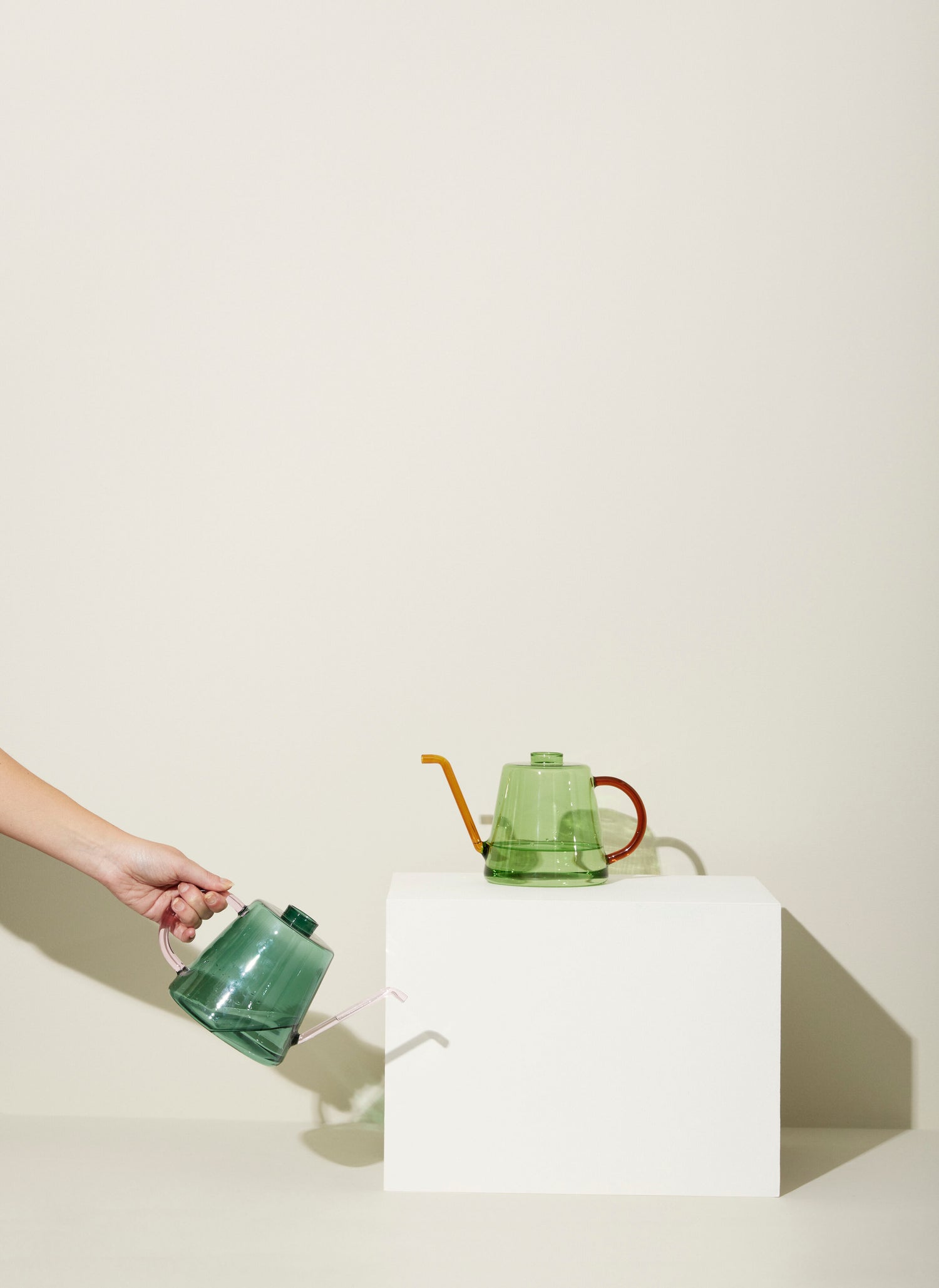 Flora Vandkande Grøn/Ravfarve - 24x14xh14cm