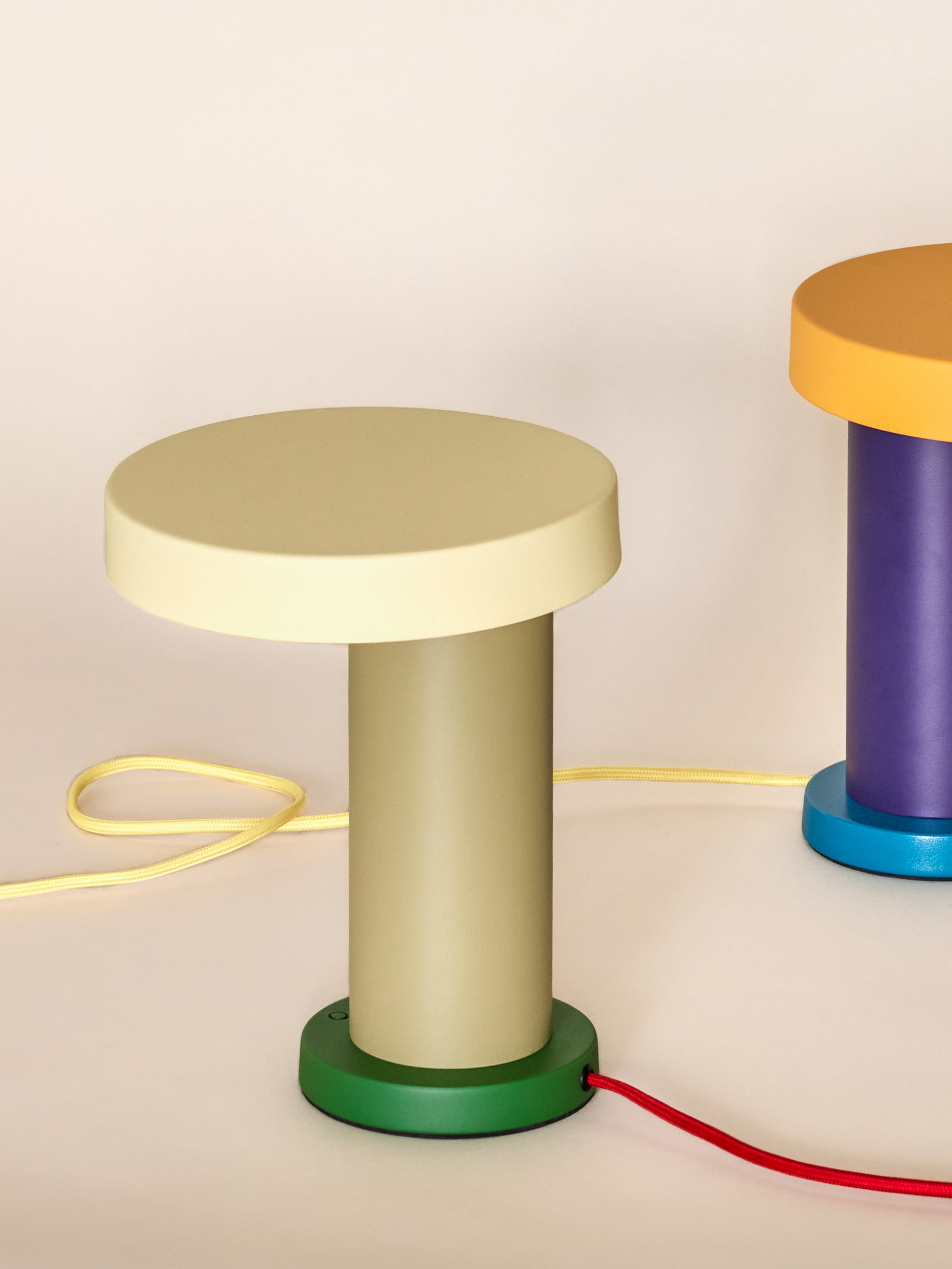Magic Bordlampe Grøn/Olivengrøn - ø20x h25cm, LED