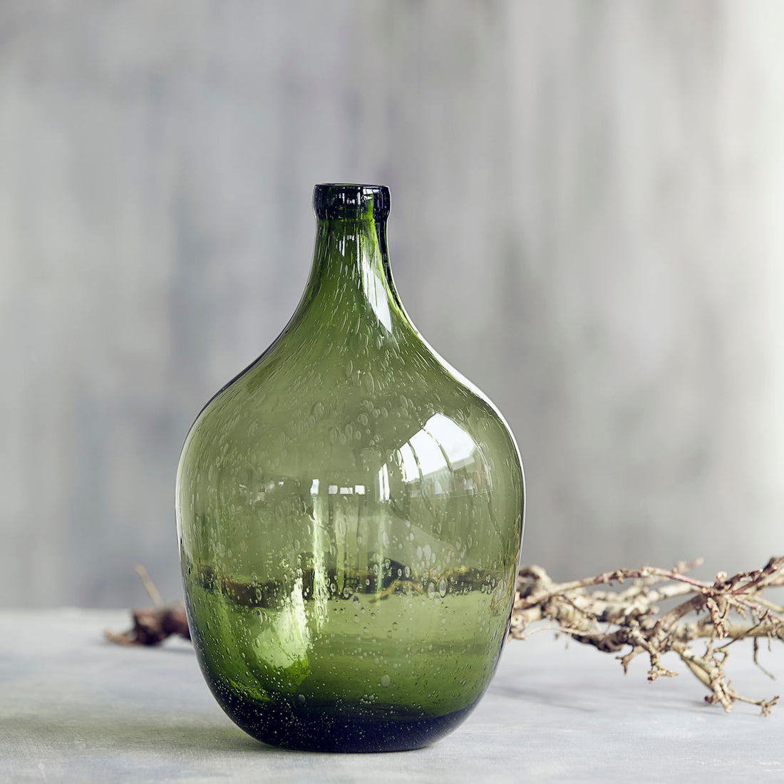 House Doctor - Vase / flaske, Rec, Lysegrøn - h: 30 cm, dia: 19.5 cm