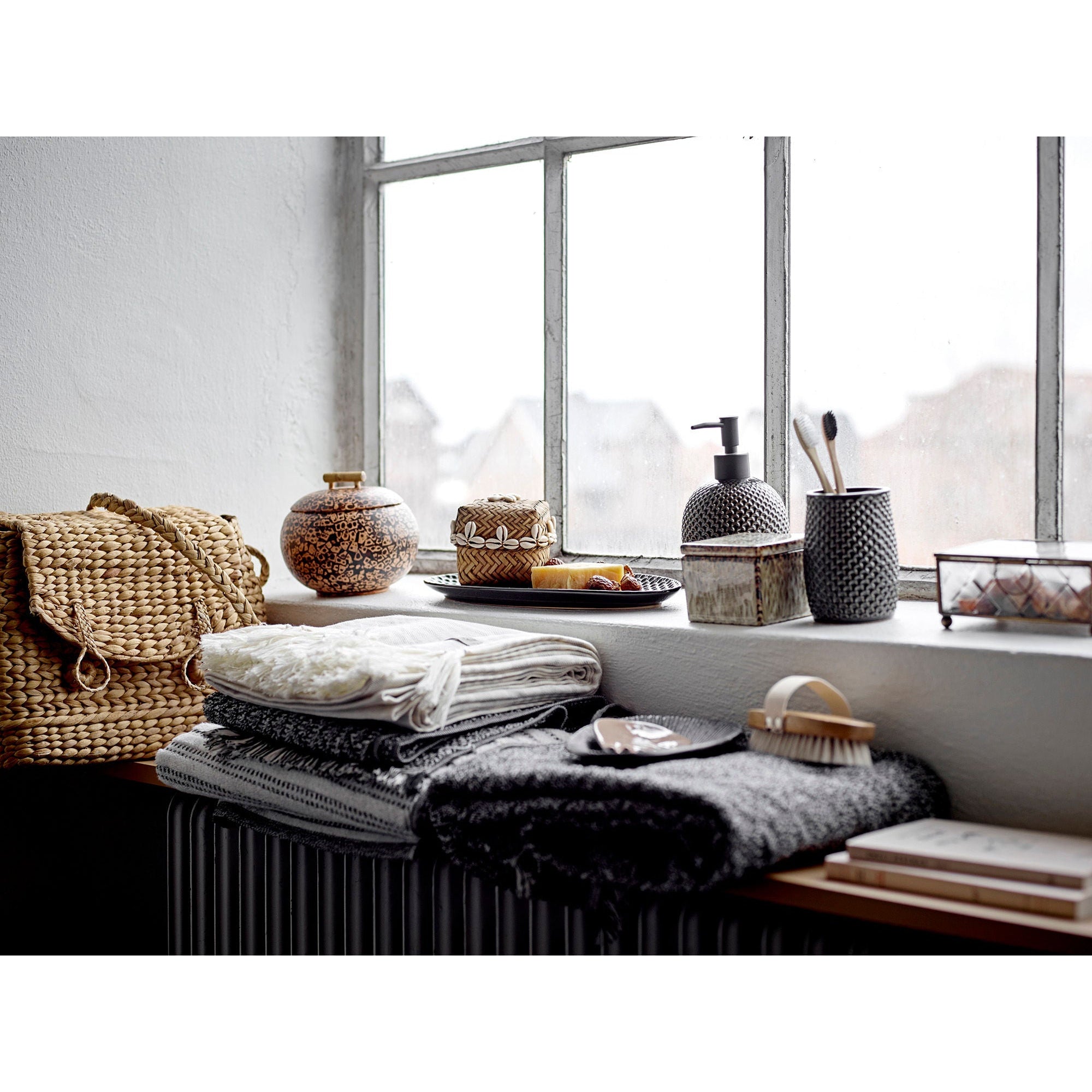 Bloomingville Seval Basket w/Lid, Natur, Bambus