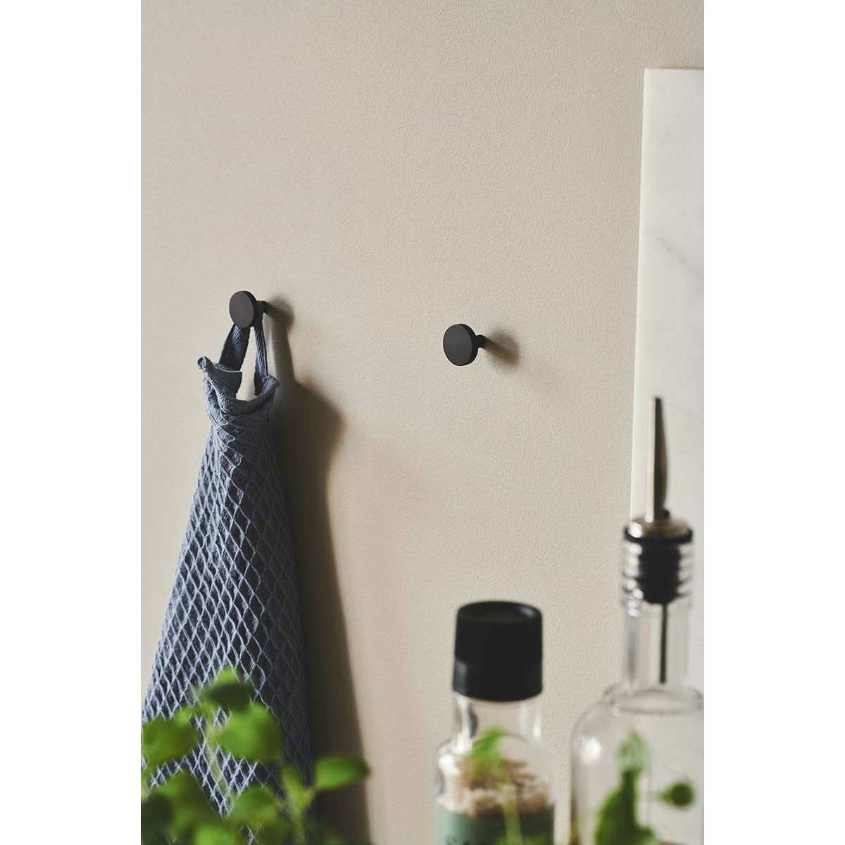 DOT sort knage - Ø2,5 cm - MOUD HOME - DesignGaragen.dk