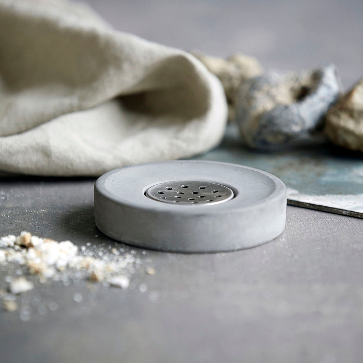 House Doctor Sæbeholder, Cement - House Doctor - DesignGaragen.dk