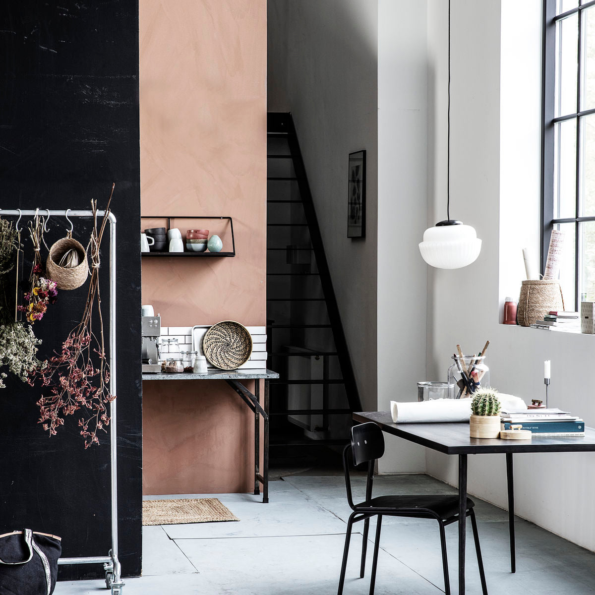 House Doctor - Spisebord, HDSlated, Sort