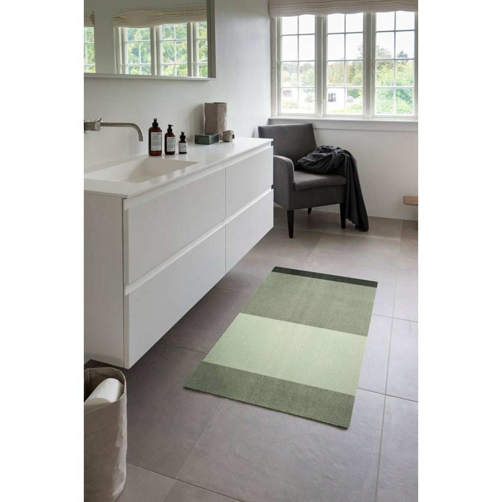 STRIPES HORISONTAL - LYS/STØVET/MØRK GRØN - Tica Copenhagen - DesignGaragen.dk