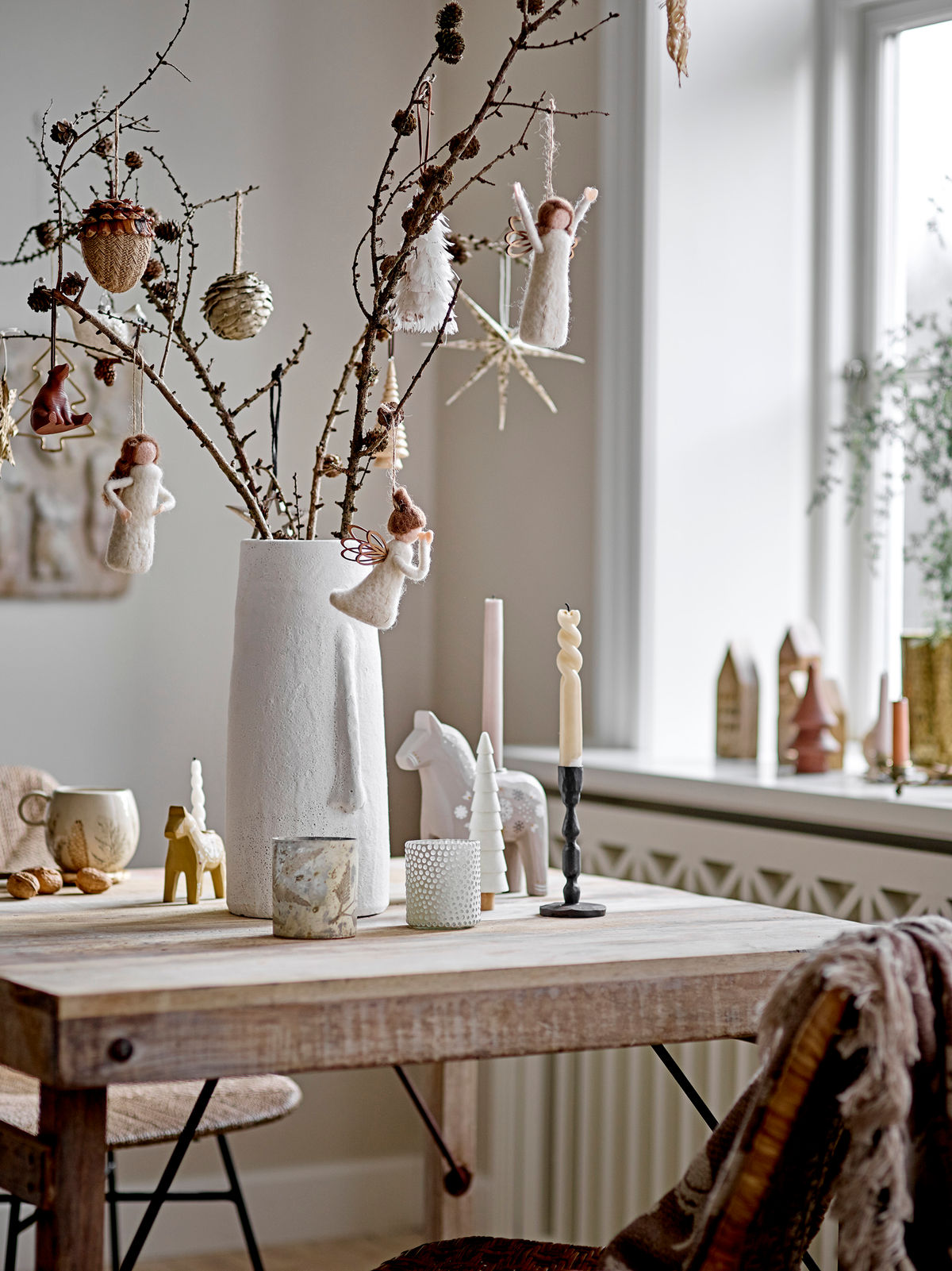 Bloomingville Siffer Lysestage, Hvid, Polyresin - Bloomingville - DesignGaragen.dk