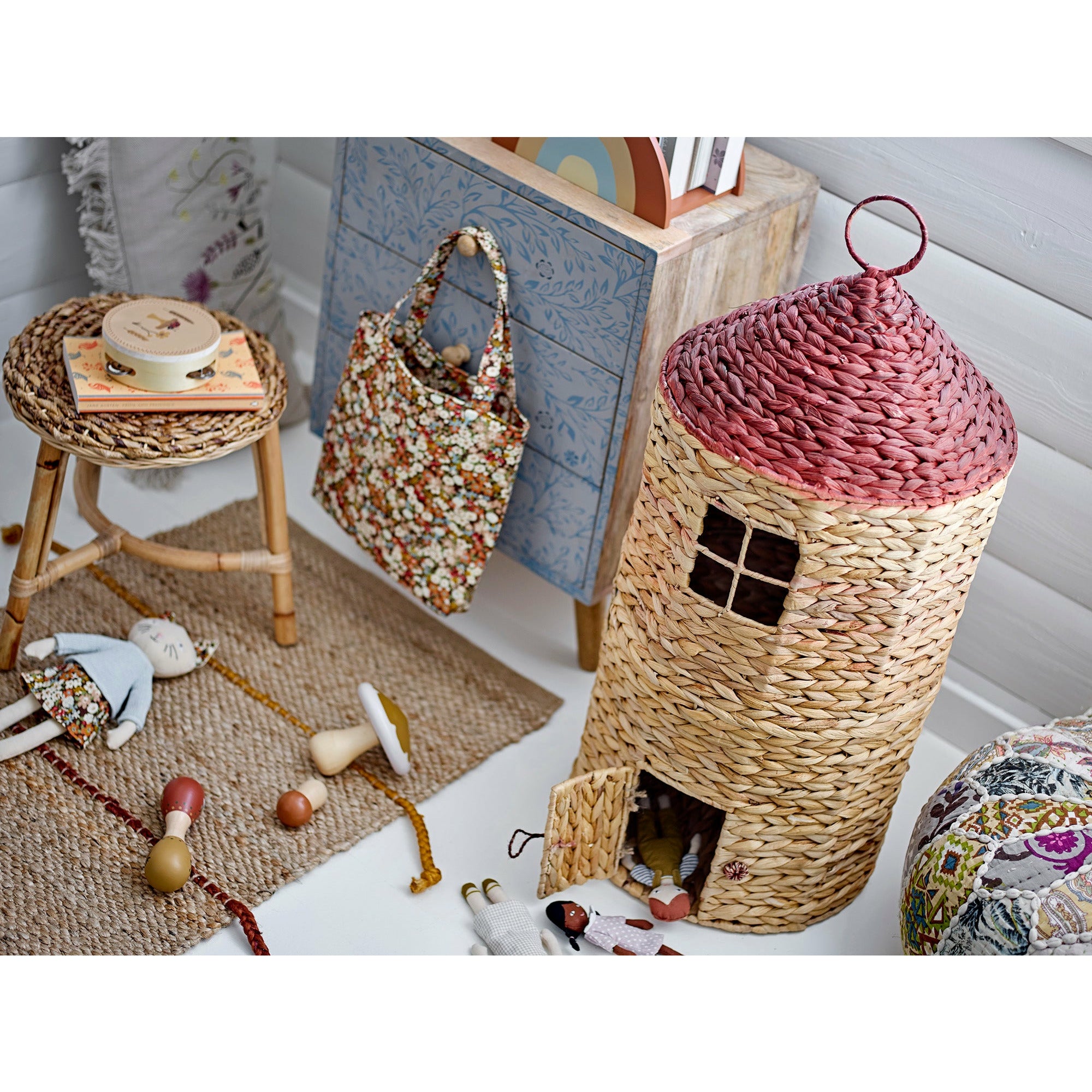 BLOOMINGVILLE MINI Linas Kurv m/Låg, Natur, Vandhyacint - D35xH70 cm - DesignGaragen.dk.