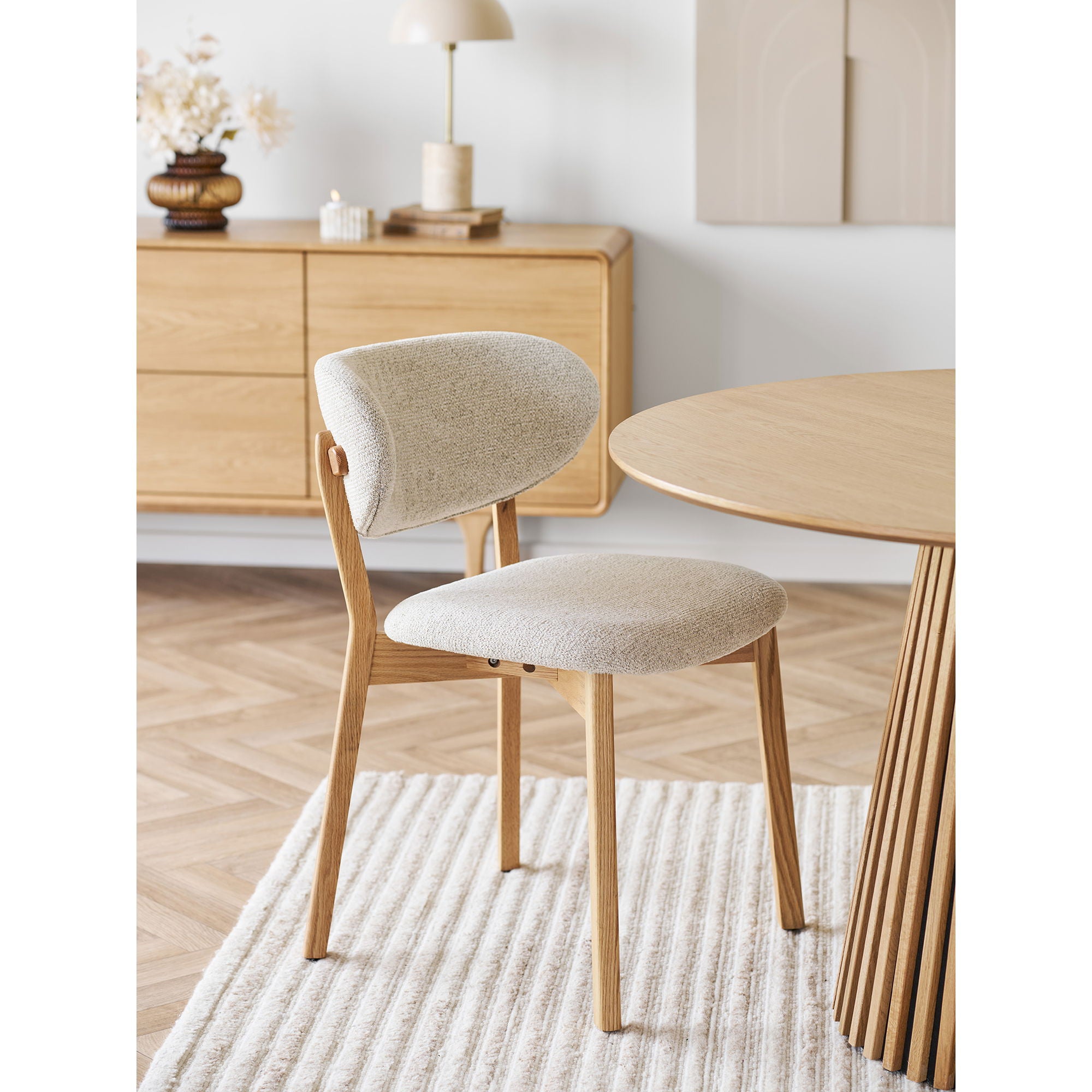 Dunkirk Spisebordsstol - Spisebordsstol, egetræ med stof sæde, beige HN1318