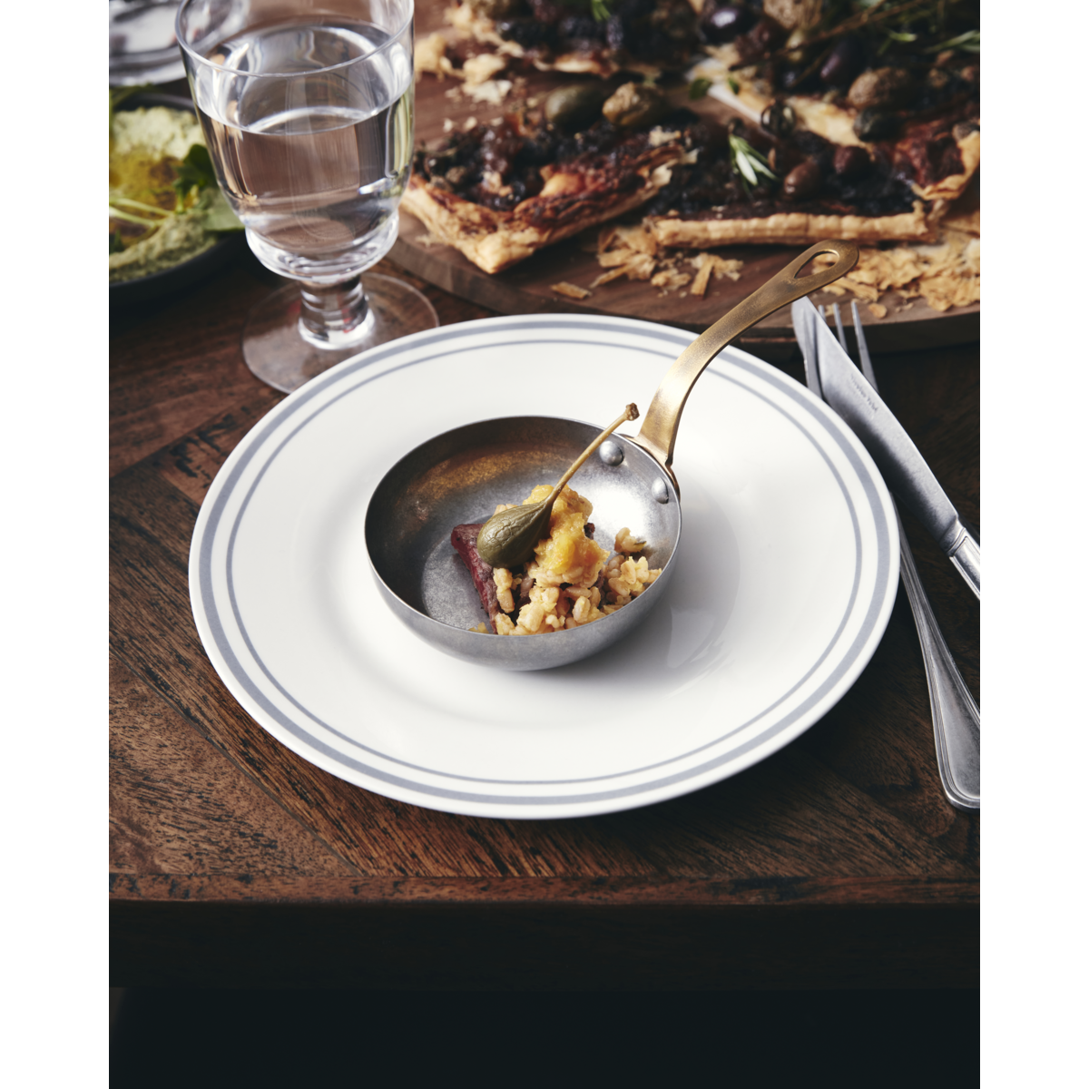 Middagstallerken, NVBistro, Grå