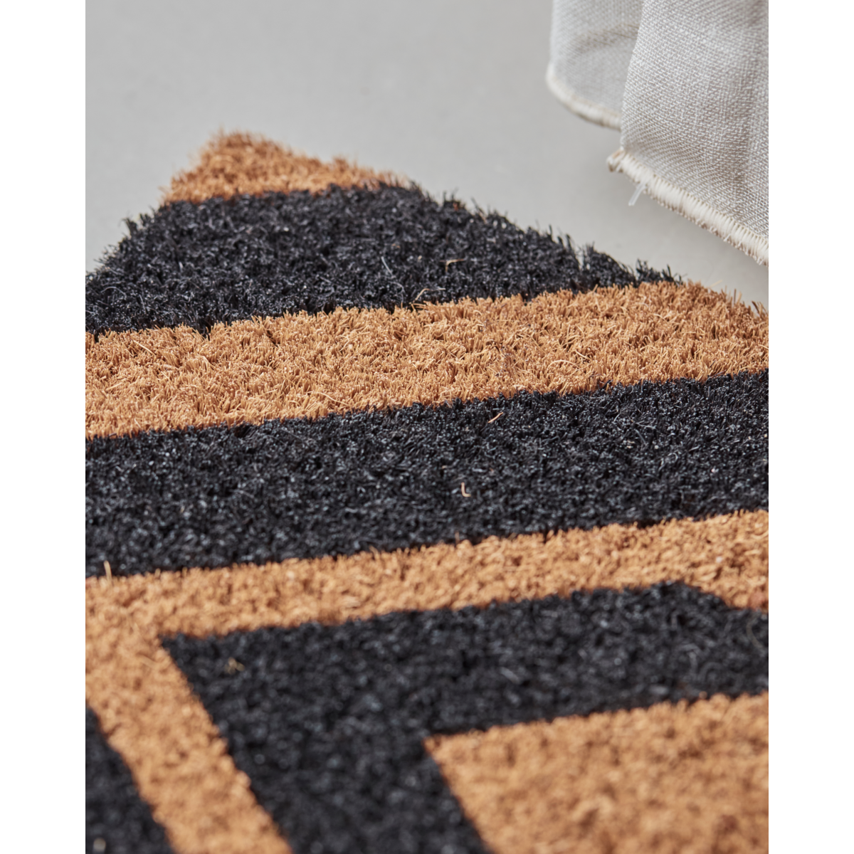 House Doctor - Dørmåtte, HDIndi, Natur;Sort