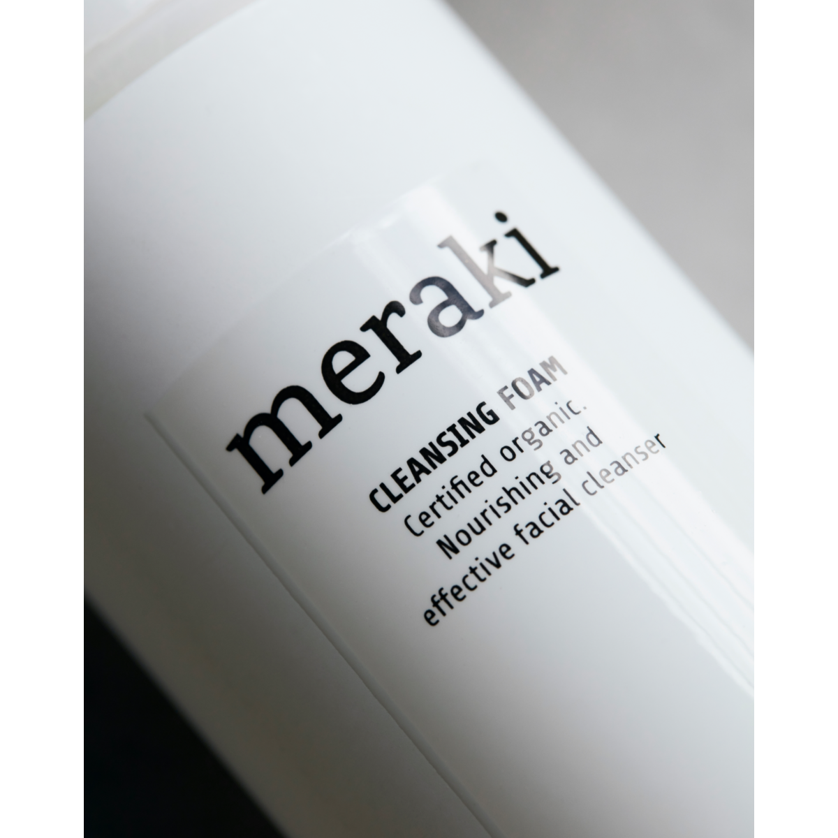 Cleansing foam, Hvid
