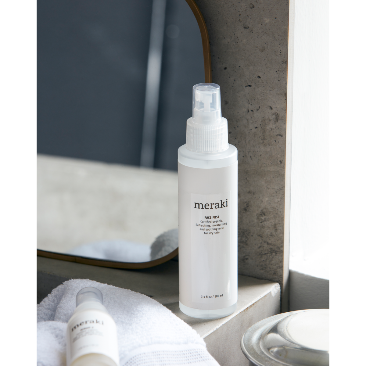 Face mist, Hvid