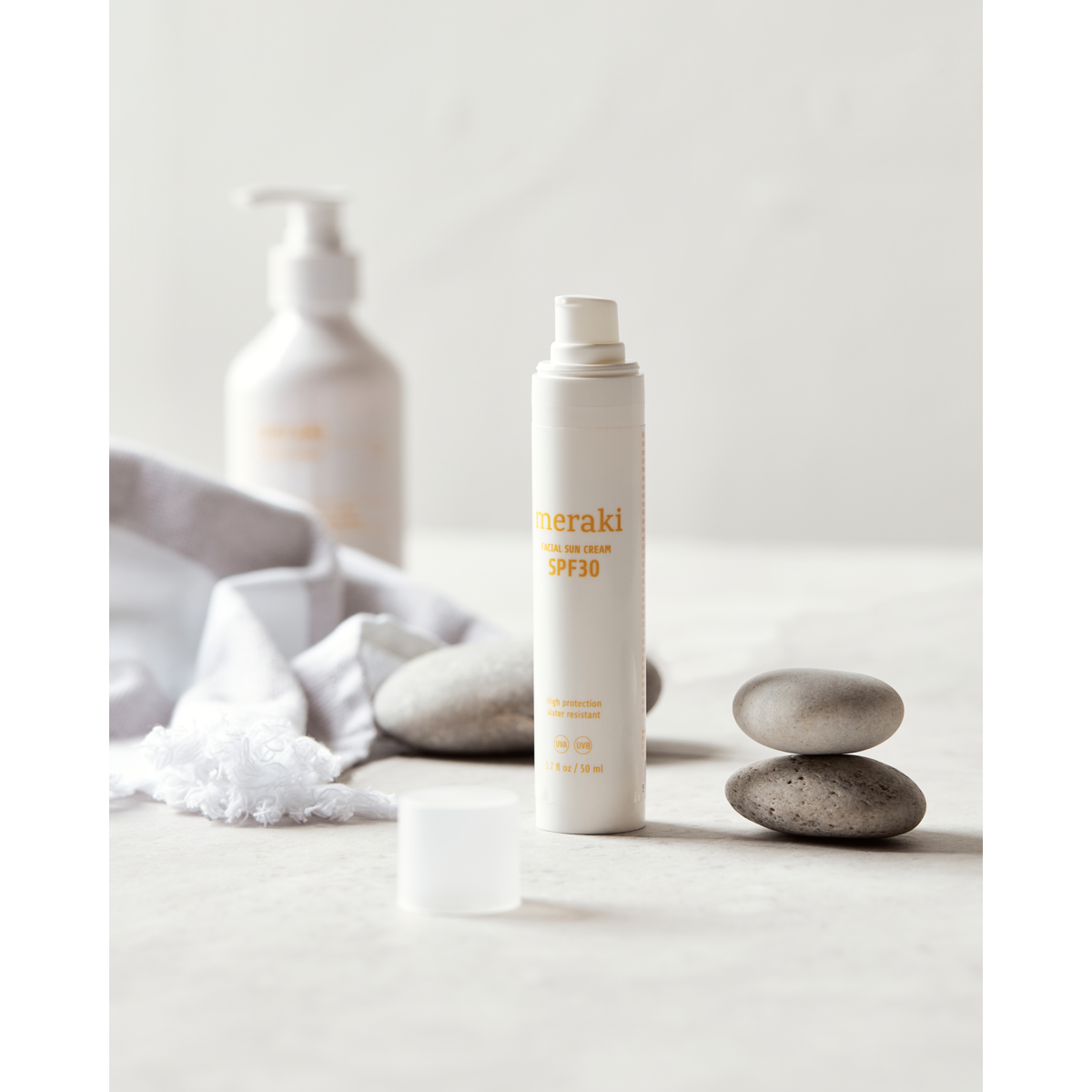 Ansigtssolcreme, Mildly scented, Hvid