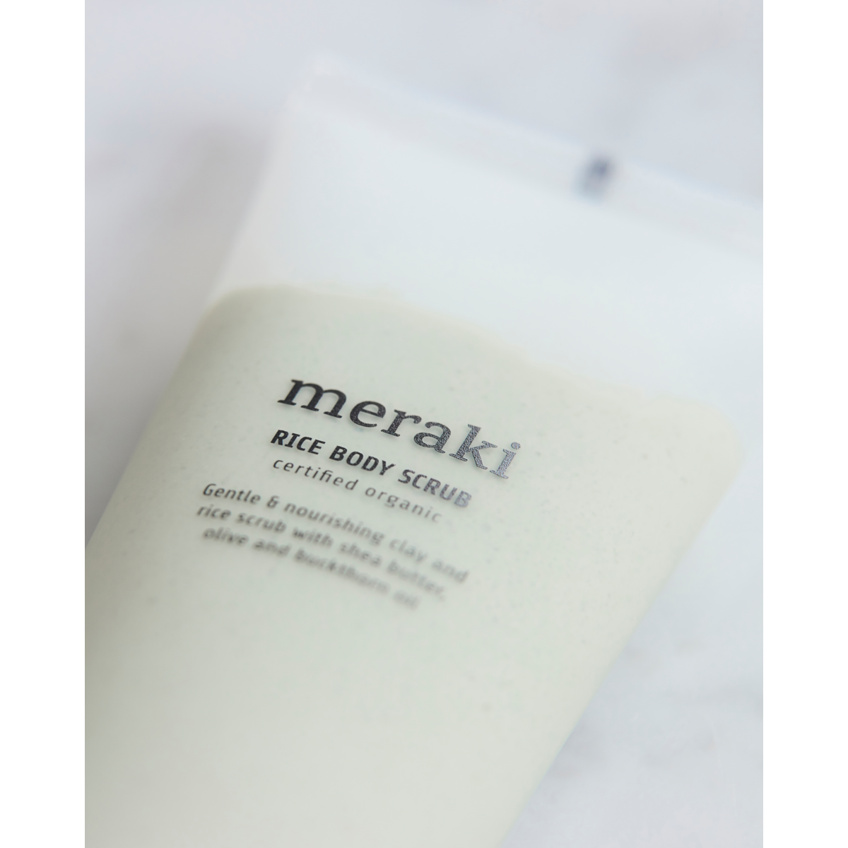 Rice body scrub, Hvid