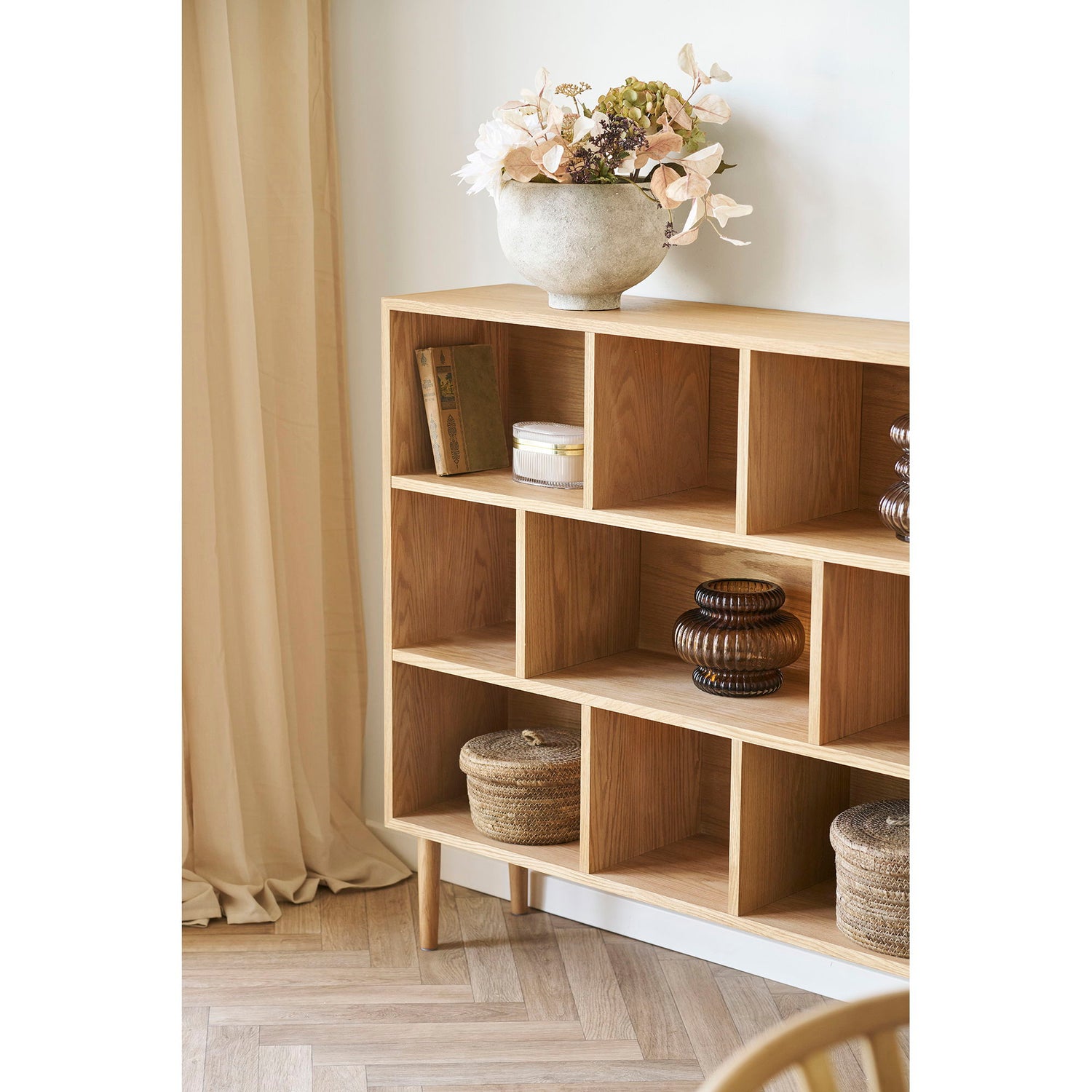 Oshawa Bog Reol - Bog reol, eg/egefiner, natur 30x112x104,5 cm