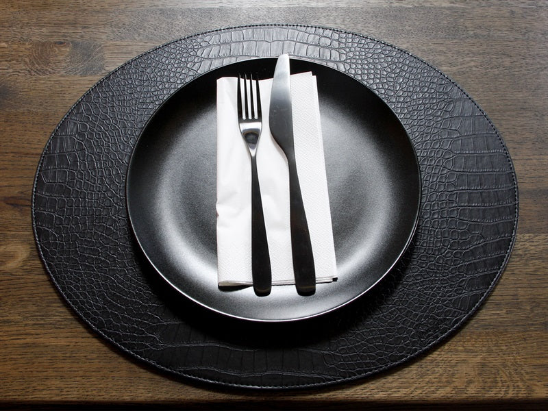 Oval dækkeserviet // Sort slange mønster PU - HARD