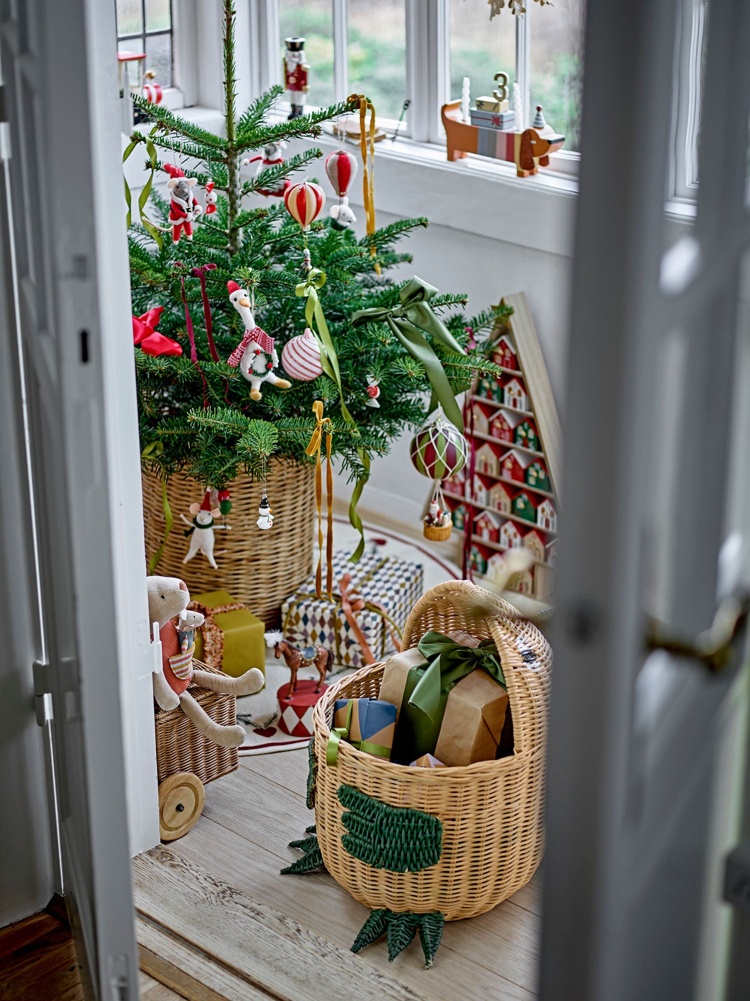 Bloomingville Peo Ornament, Rød, Uld