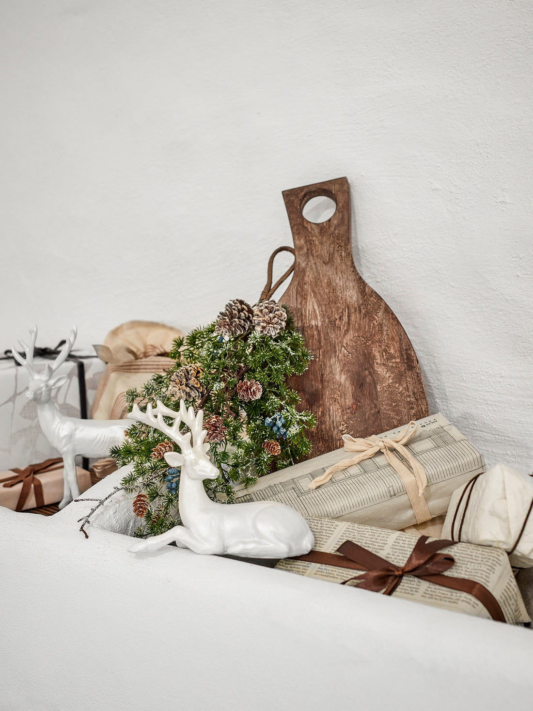 Bloomingville Pranzer Deko, Hvid, Polyresin