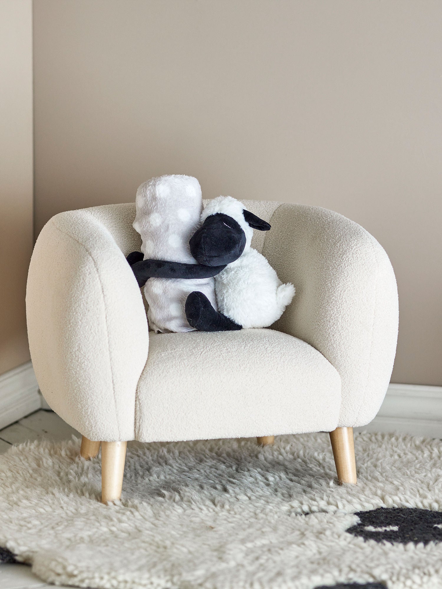 Bloomingville MINI Dolly Bamse med Tæppe, Hvid, Polyester