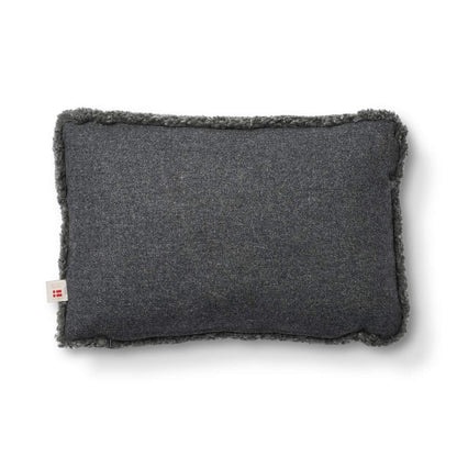 Classic Collection | Pude | Korthåret | 34x52 cm