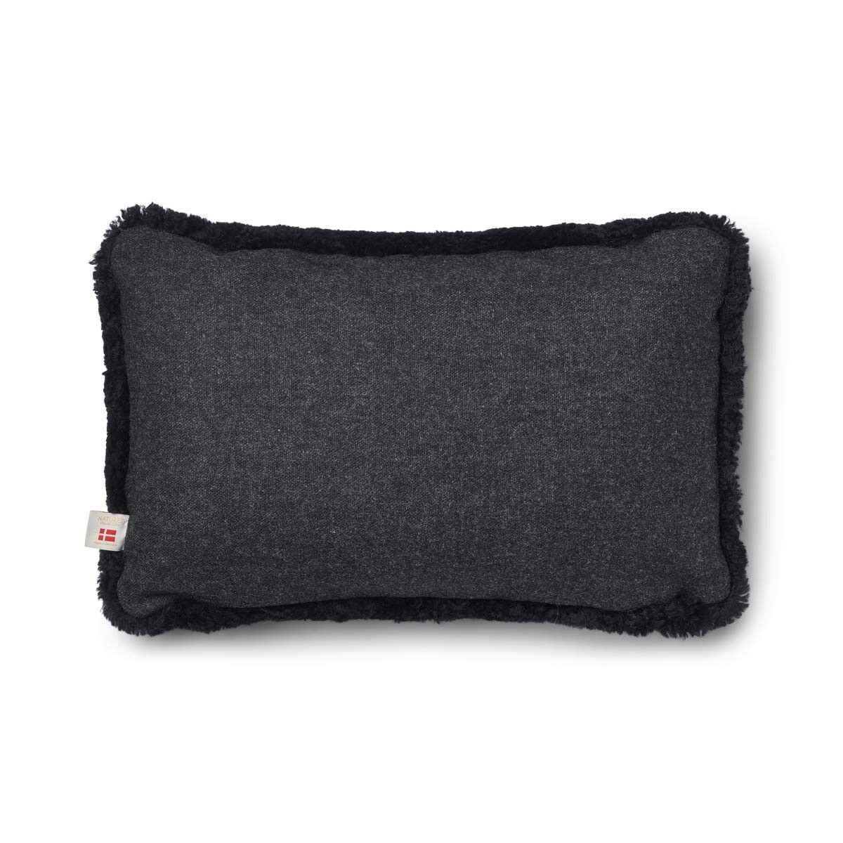 Classic Collection | Pude | Korthåret | 34x52 cm