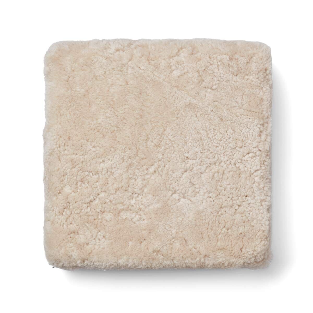 Puf | Lammeskind | Korthåret | New Zealand | 40x40x13 cm
