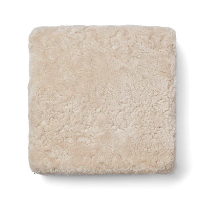 Puf | Lammeskind | Korthåret | New Zealand | 40x40x13 cm