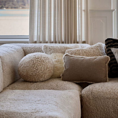 Angelite pude | Korthåret | New Zealand | Ø25/30/35 cm