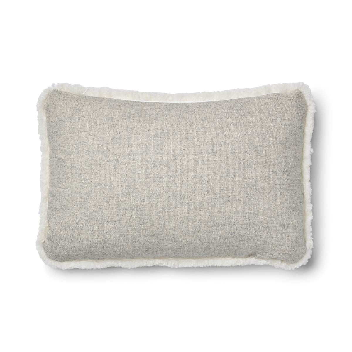 Classic Collection | Pude | Korthåret | 34x52 cm