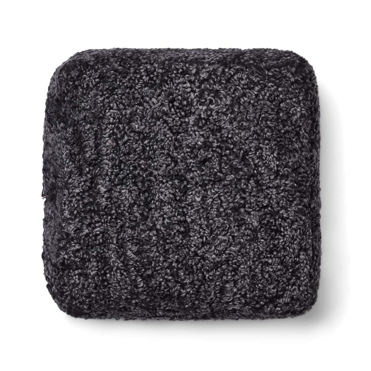 Puf | Lammeskind | Korthåret | New Zealand | 40x40x13 cm