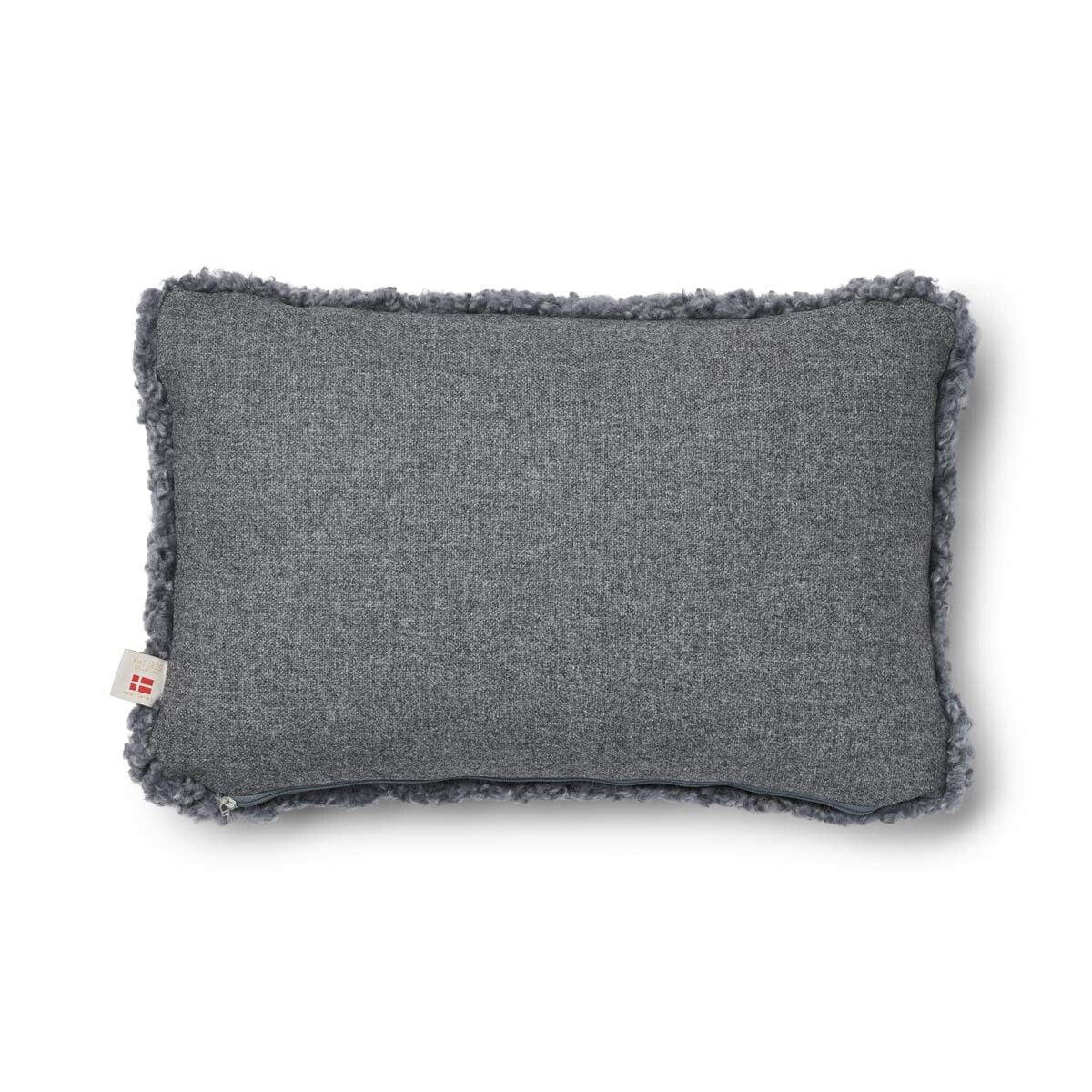 Classic Collection | Pude | Korthåret | 34x52 cm