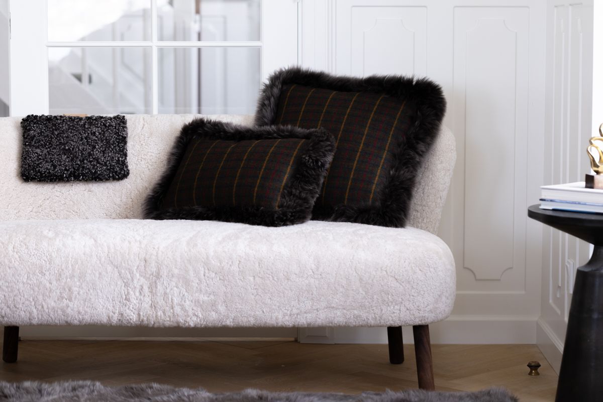 Checked Collection | Langhåret Pude | 34x52 cm