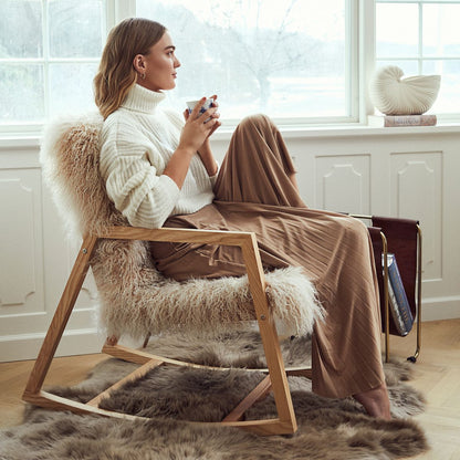 Gyngestol med tibetansk betræk