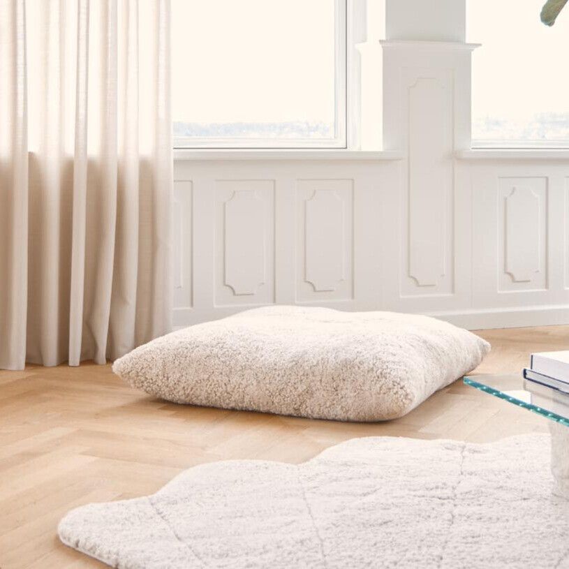 Maxi Float Pude | Korthåret | New Zealand | Dobbeltsidet | 90x90 cm