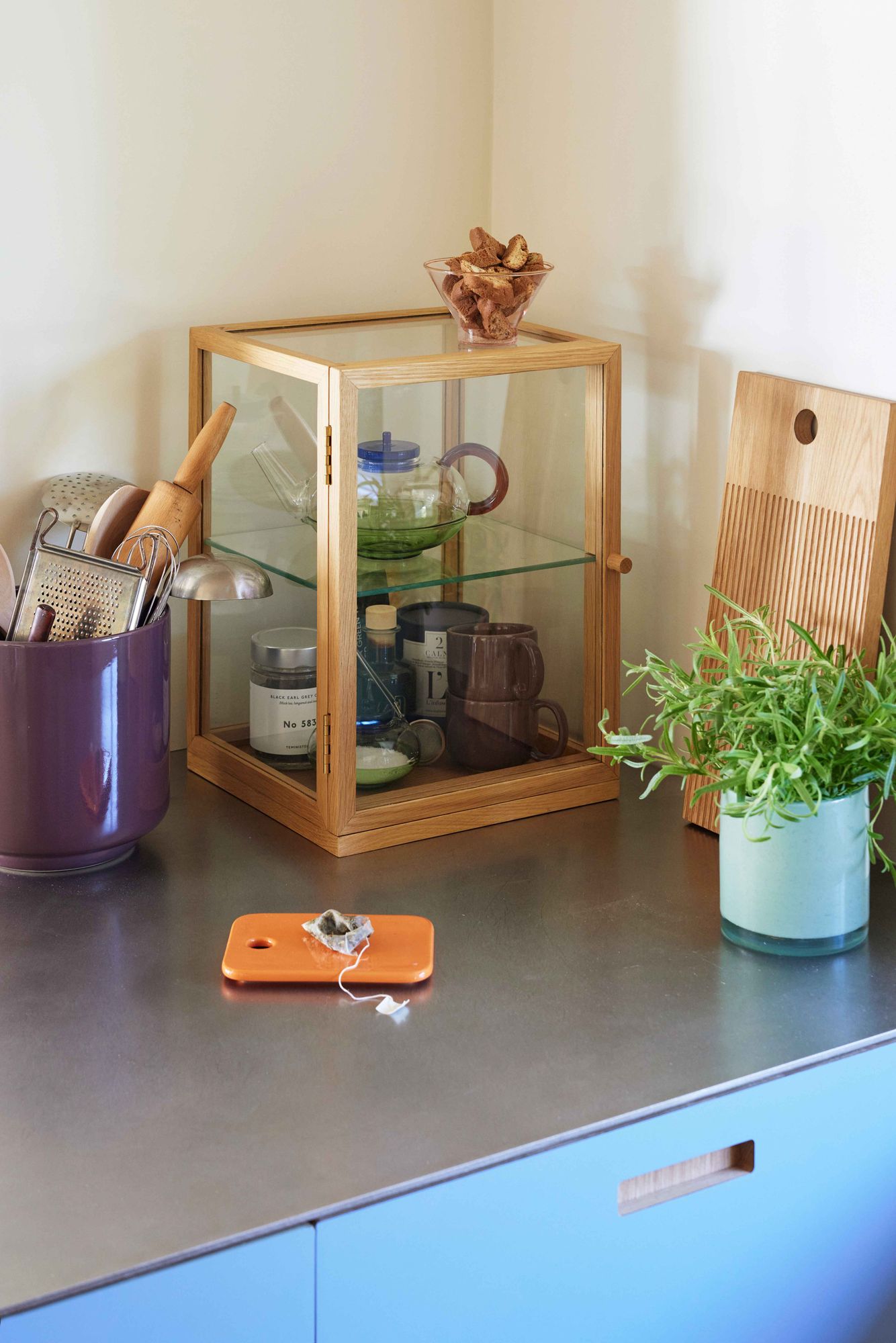 Poetic Udstillingsmontre Small Natur - 30x32xh40cm