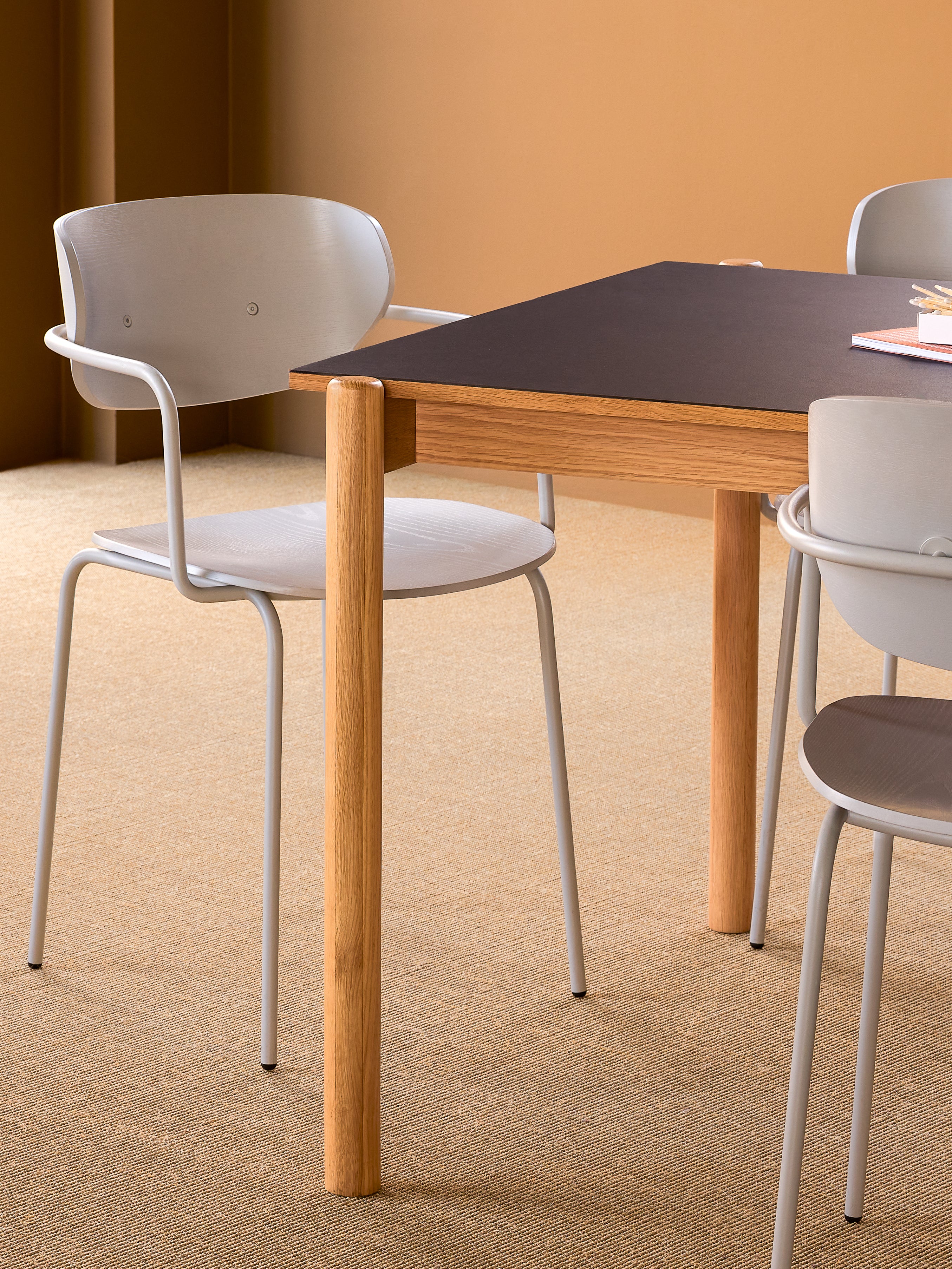 Oblique Spisebord Rektangulær Sort - 190x107xh75cm