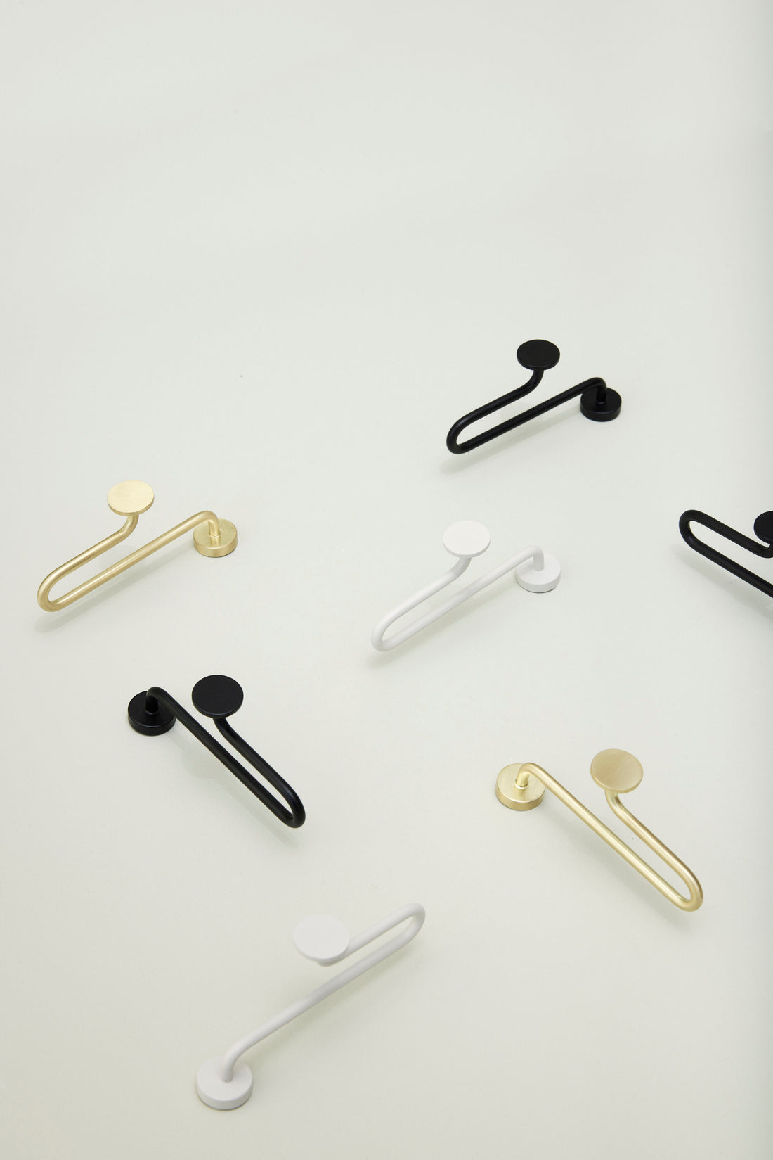 Swing Knage Sort - 7x2,5xh13cm