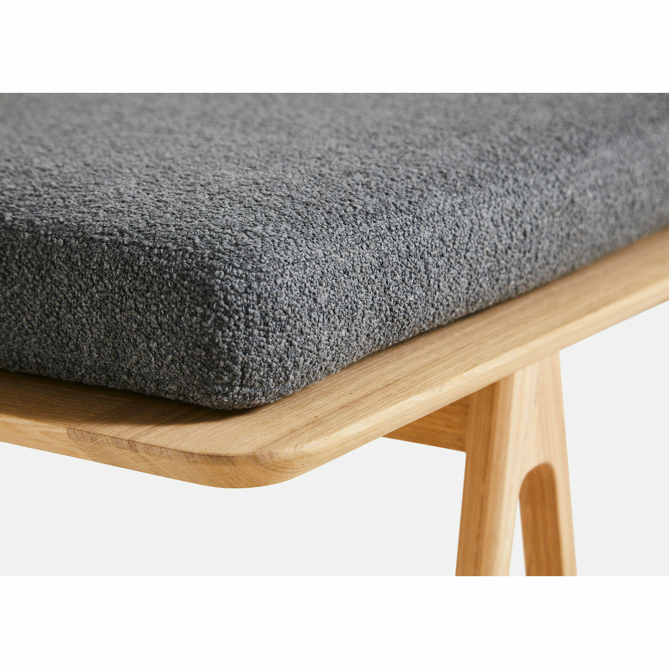 WOUD -  Level daybed - Grey bouclé/oak 190x76,50x41 cm